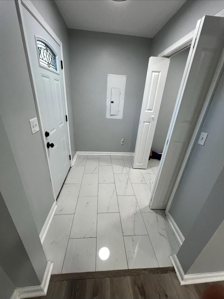 Porcelain tile floor in an entry